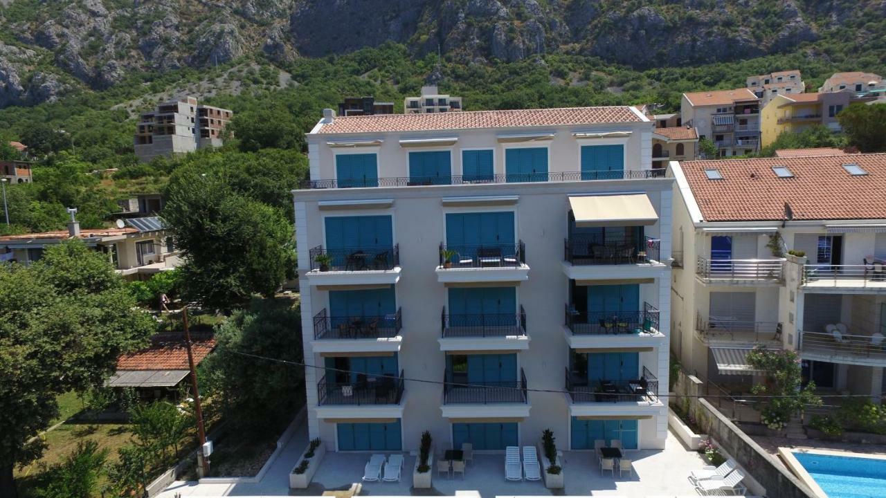 Apartments Boka Blue Dobrota Kotor Exterior photo